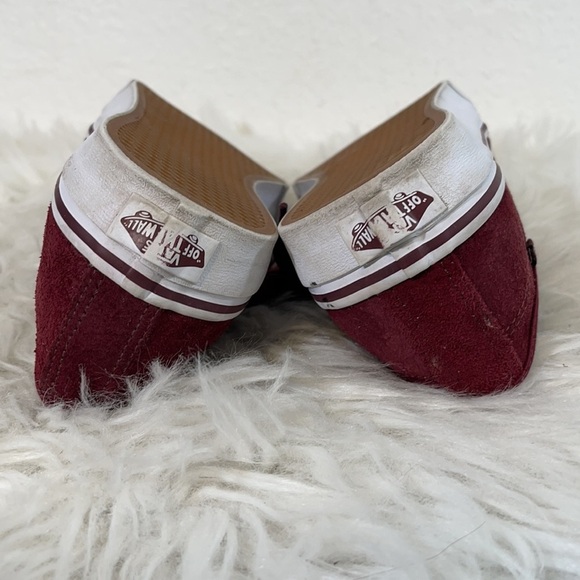 VANS Textured Burgundy Sneaker Size 9.5 - Picture 10 of 12